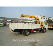 Dongfeng 4 ton small truck crane,4X2 mini truck mounted crane